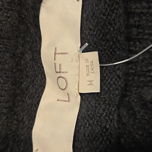 NWT. LOFT OFF THE SHOULDER FOLD OVER NECK SWEATER DRESS. MIDI. SIZE MEDIUM. - Picture 4 of 9